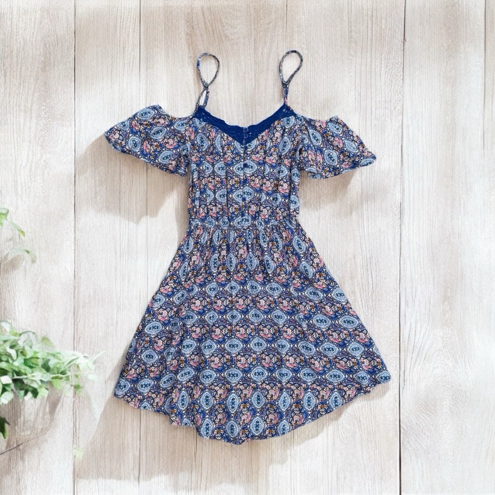 xhilaration (XS) floral cold shoulder dress